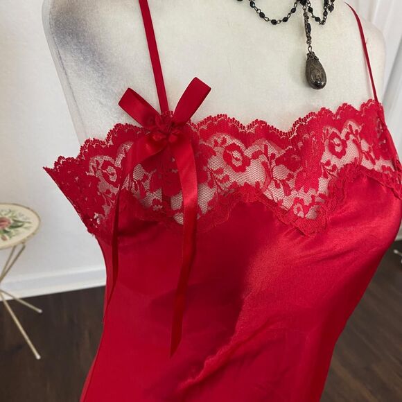 Victoria's Secret Angel Whimsical Whimsygoth Red Lace Bow Mini Slip Dress M - Picture 2 of 8